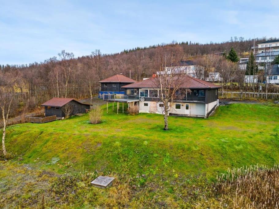 Hus Med Egen Strandlinje Tromsø Exterior foto